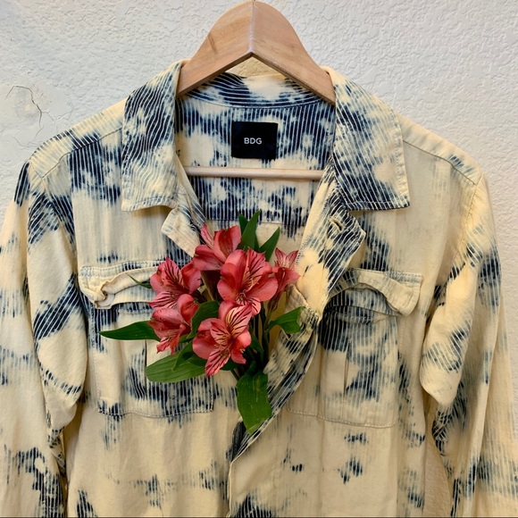 BDG button down shirt flannel tie dye stripe - Picture 2 of 4